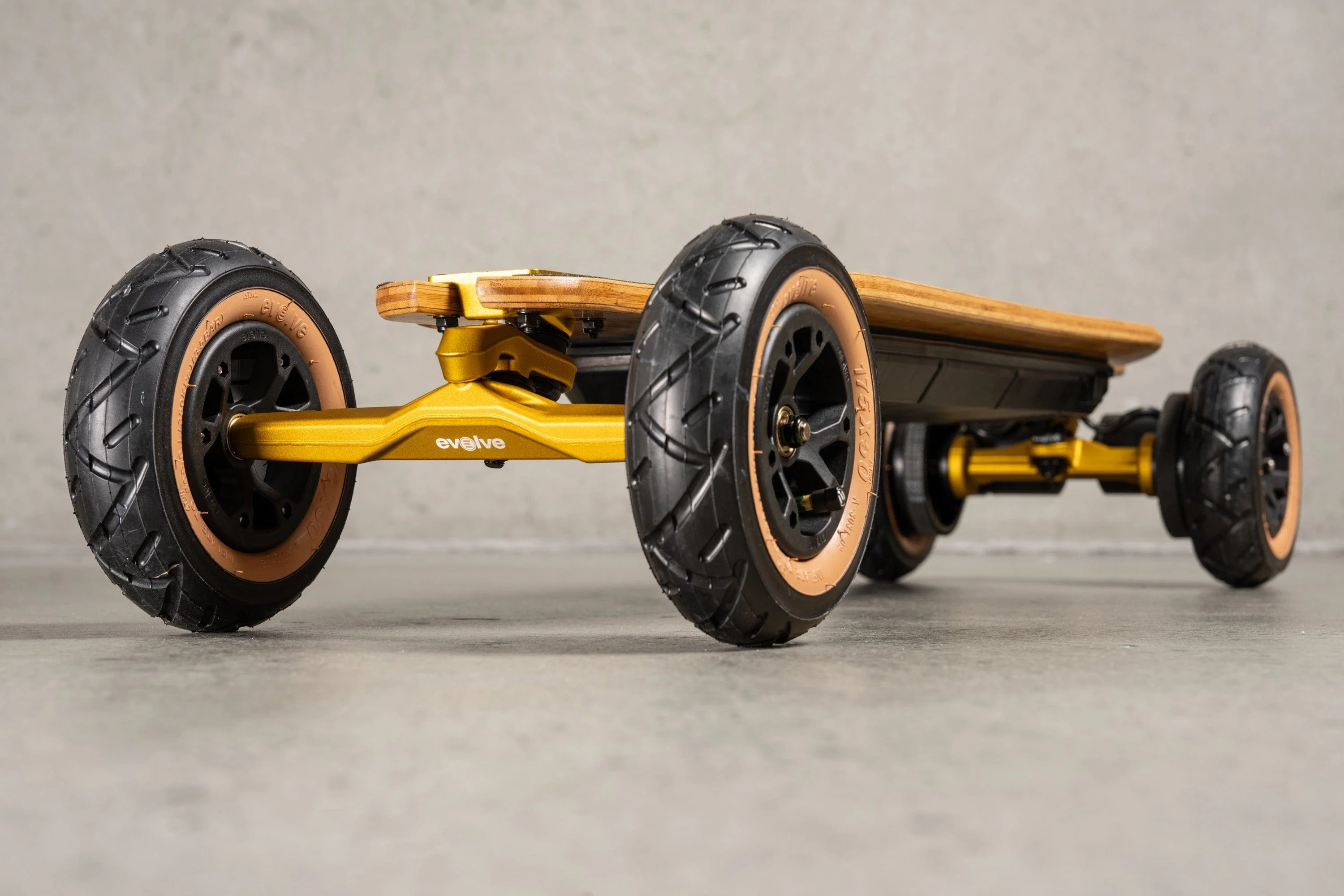 Evolve Fusion 2 in 1  Electric Skateboard - Image 14