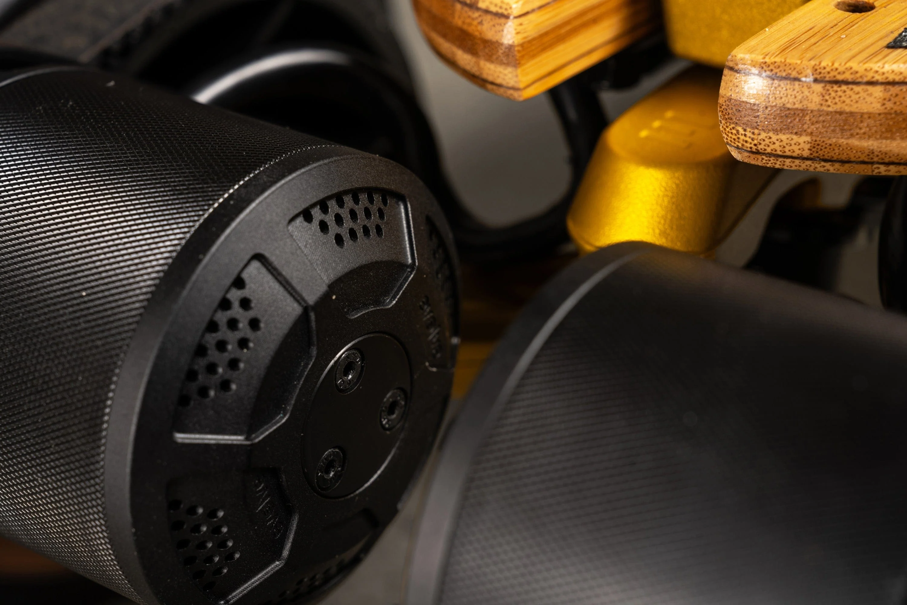 Evolve Fusion 2 in 1  Electric Skateboard - Image 19