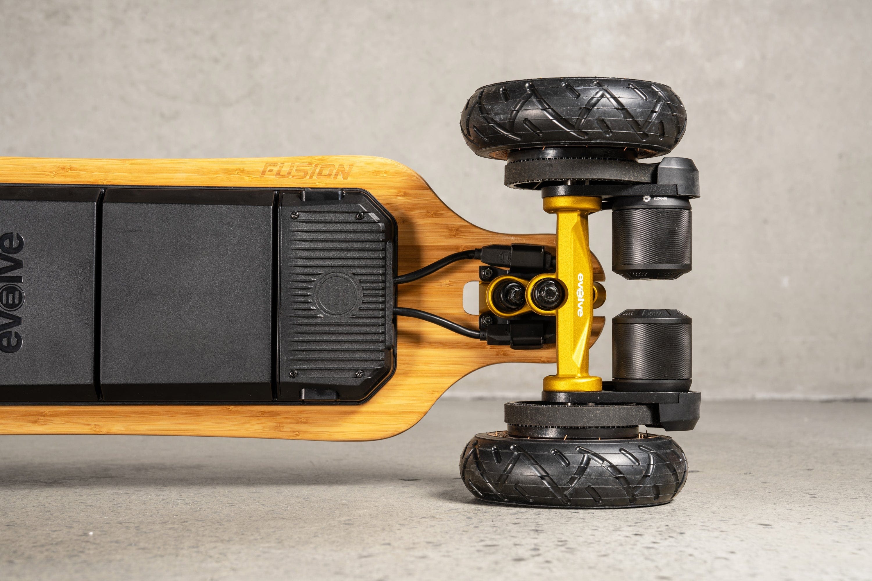 Evolve Fusion 2 in 1  Electric Skateboard - Image 25