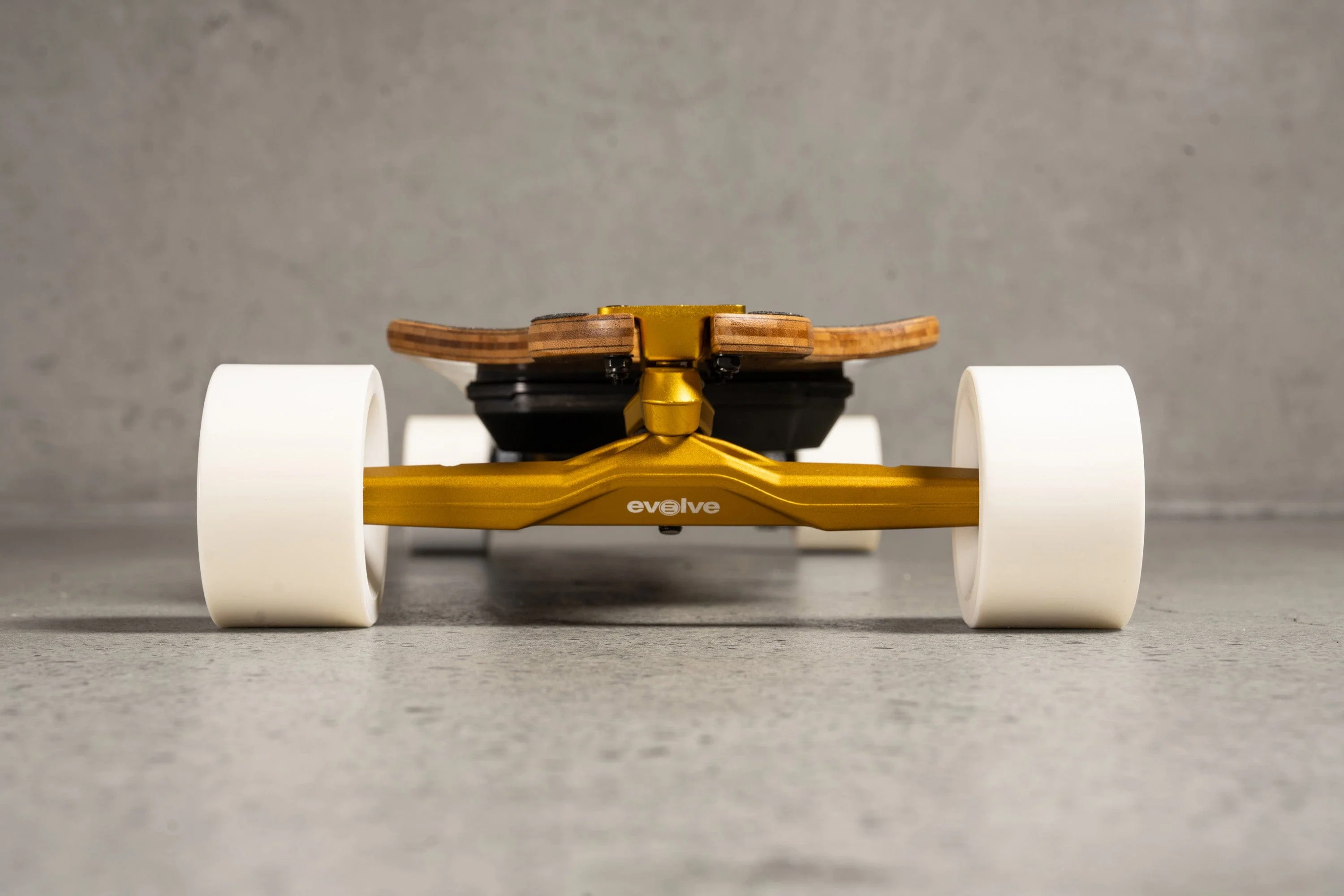 Evolve Fusion 2 in 1  Electric Skateboard - Image 3