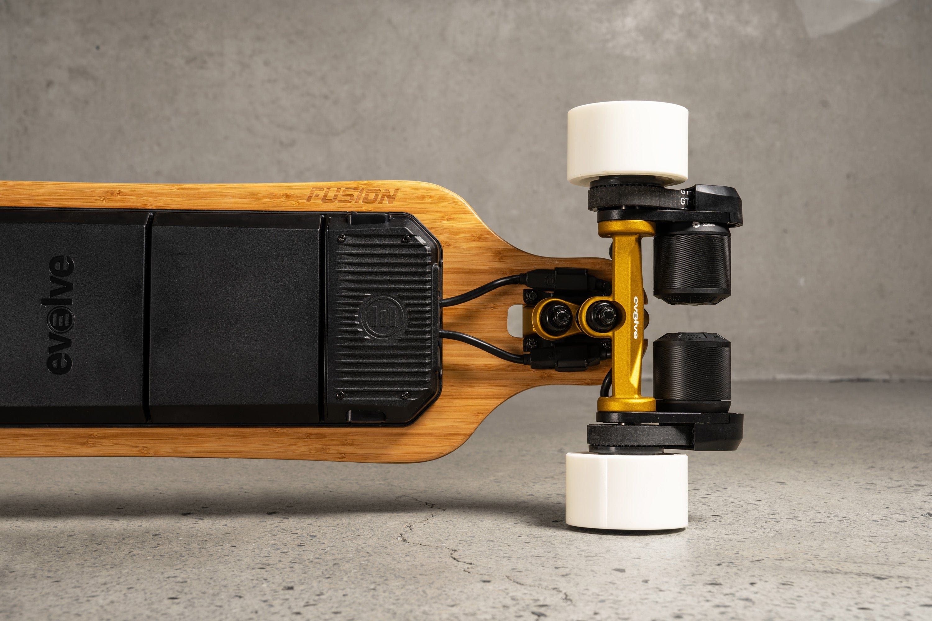 Evolve Fusion 2 in 1  Electric Skateboard - Image 30