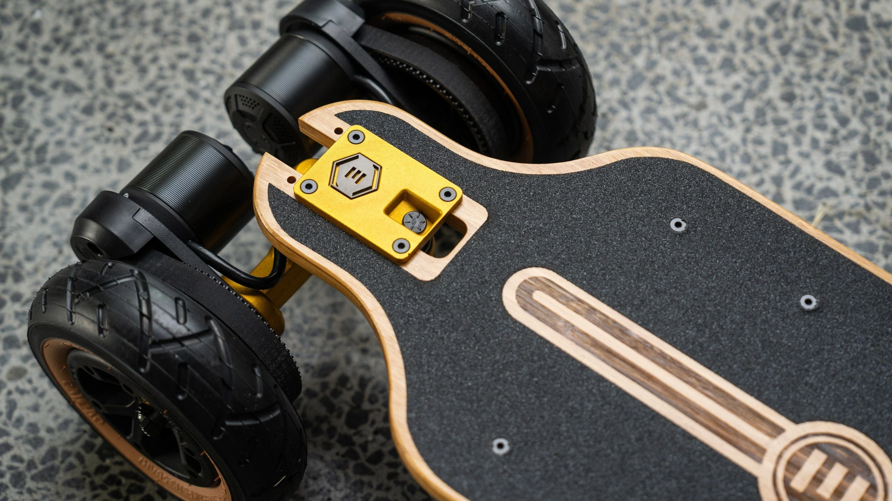 Evolve Fusion 2 in 1  Electric Skateboard - Image 35