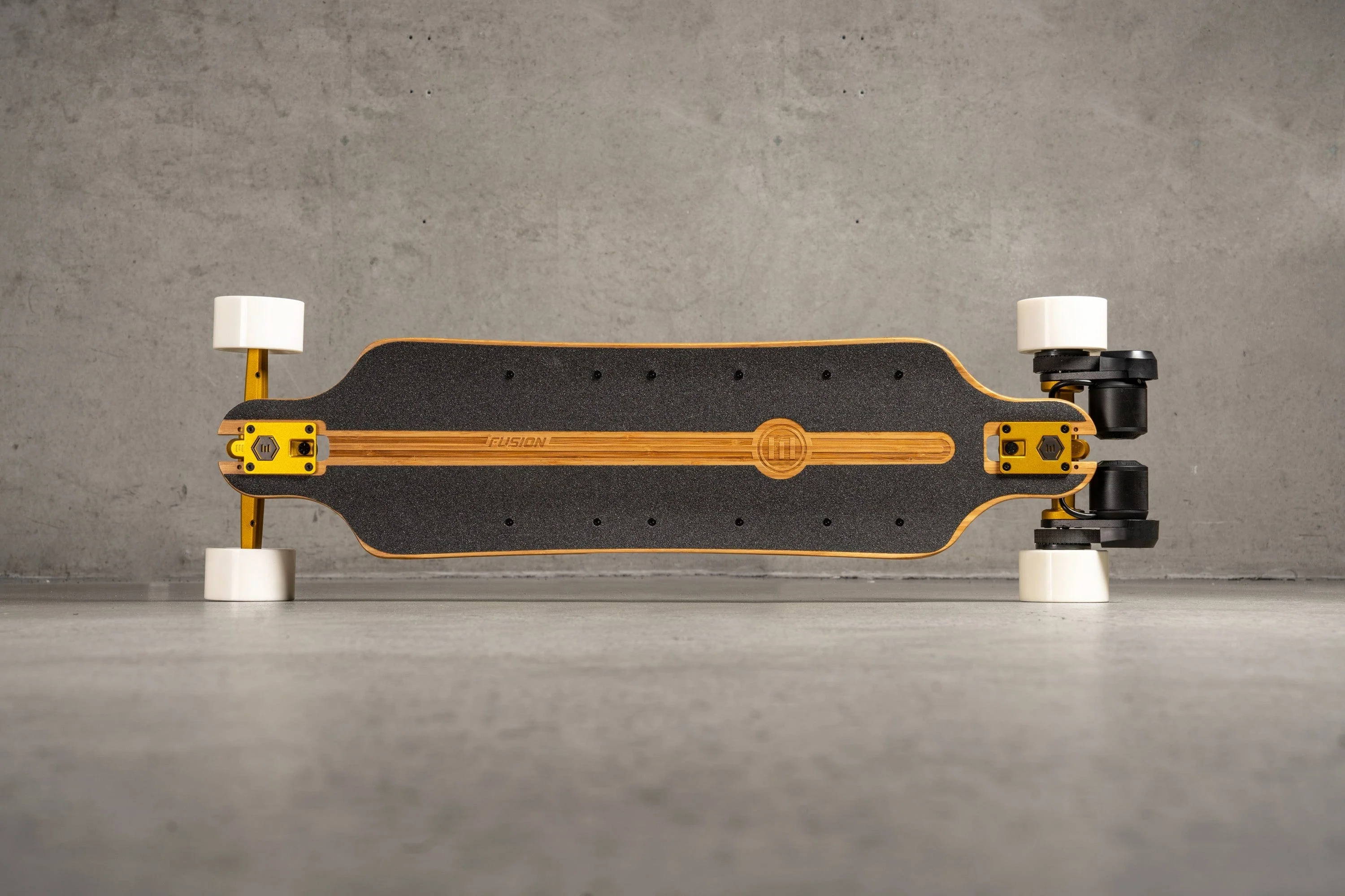 Evolve Fusion Street Electric Skateboard - Image 12