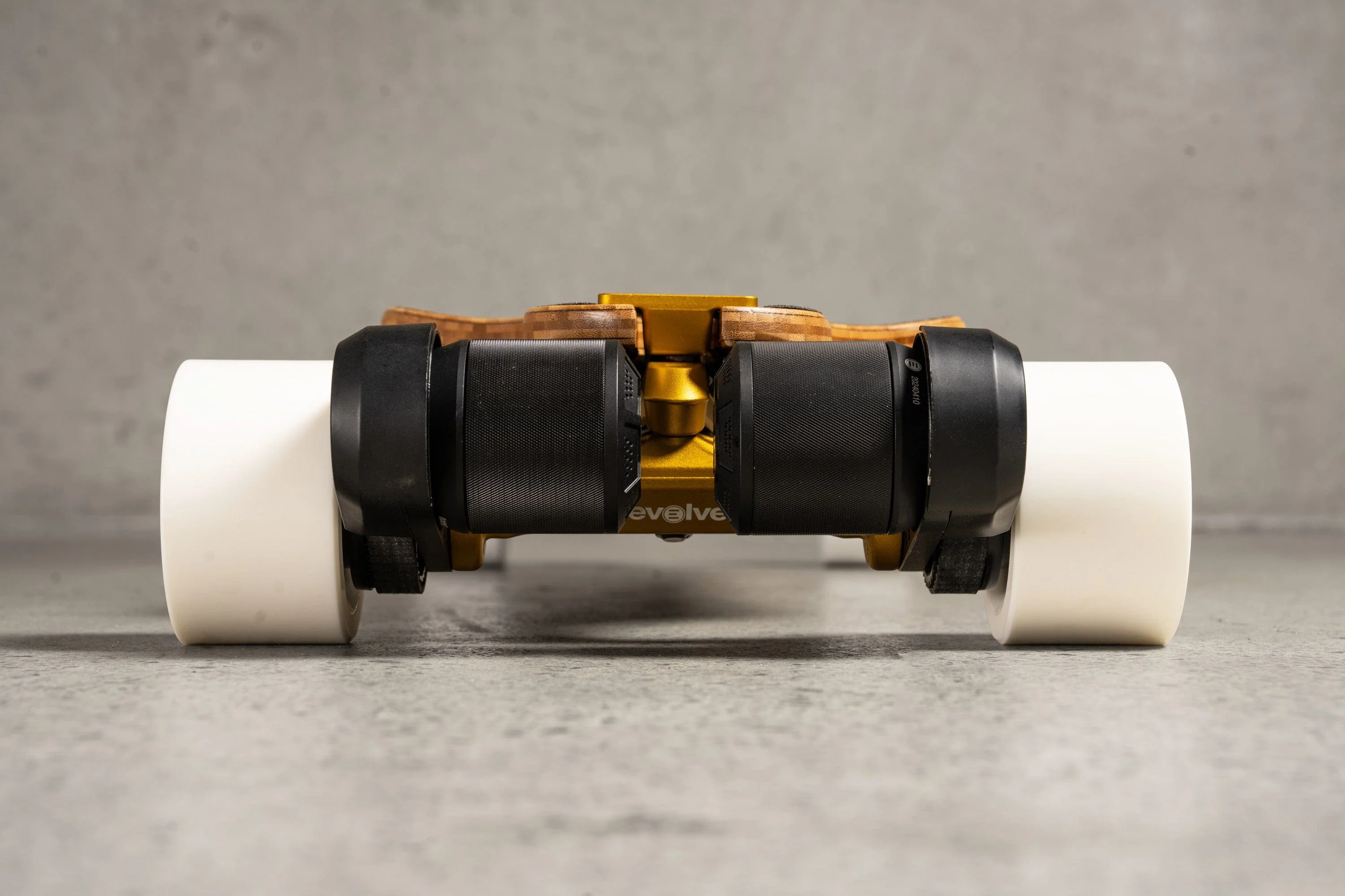 Evolve Fusion Street Electric Skateboard - Image 15